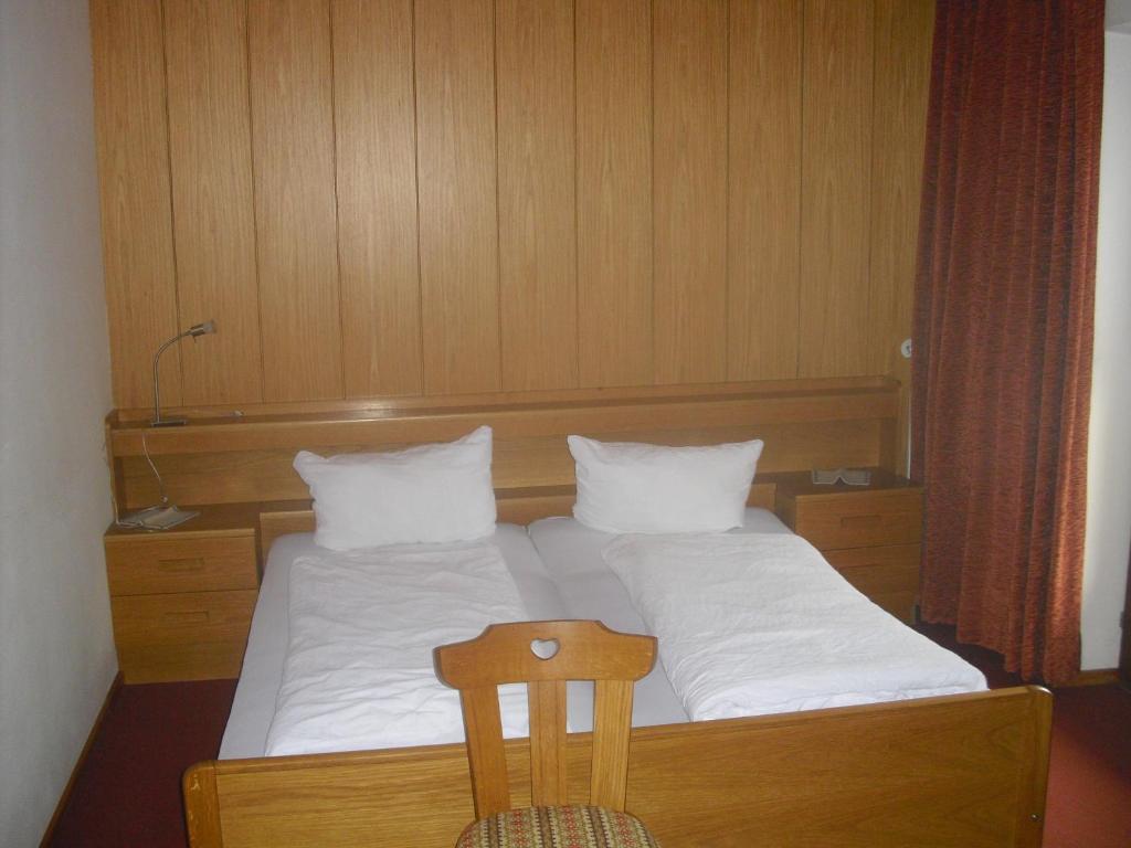 Hotel Edelweiss Malles Venosta Camera foto